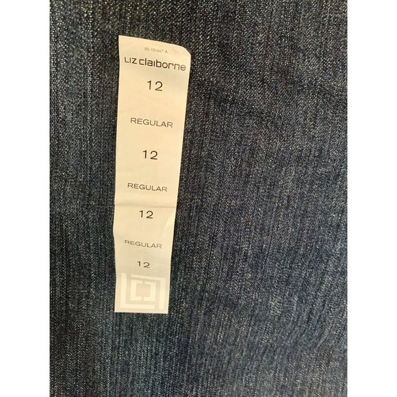 Liz Claiborne Abyss Dark Wash Chelsea Stretch Mid Rise Straight Leg Jean Size 12 - Picture 3 of 8